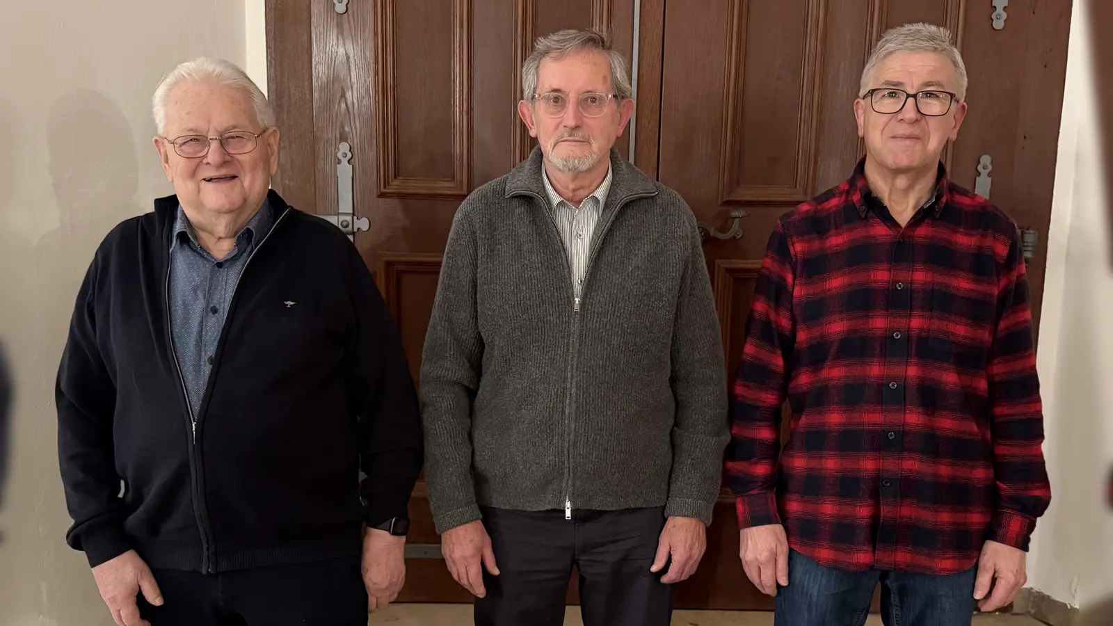 Die geehrten Mitglieder von links nach rechts: Die Herren Werner Scheibl, Rudolf Braun und Otto Weber (Nicht auf dem Bild: Margarethe Strobl).<br> (Bild: Reinhard Heldmann)