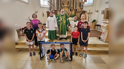 Mitwirkende Kinder (von links): Lara Müller, Max Gebhardt, Finn Lehner, Dominik Müller, Anna und Leonhard Koppmann. (Bild: Martin Koppmann)
