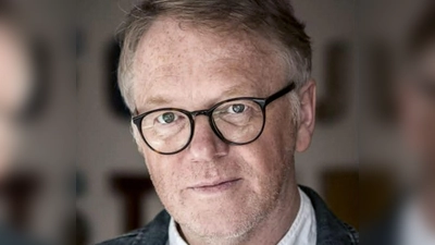 Uwe Birnstein referiert über Leonard Cohen. (Bild: Maren Kolf)
