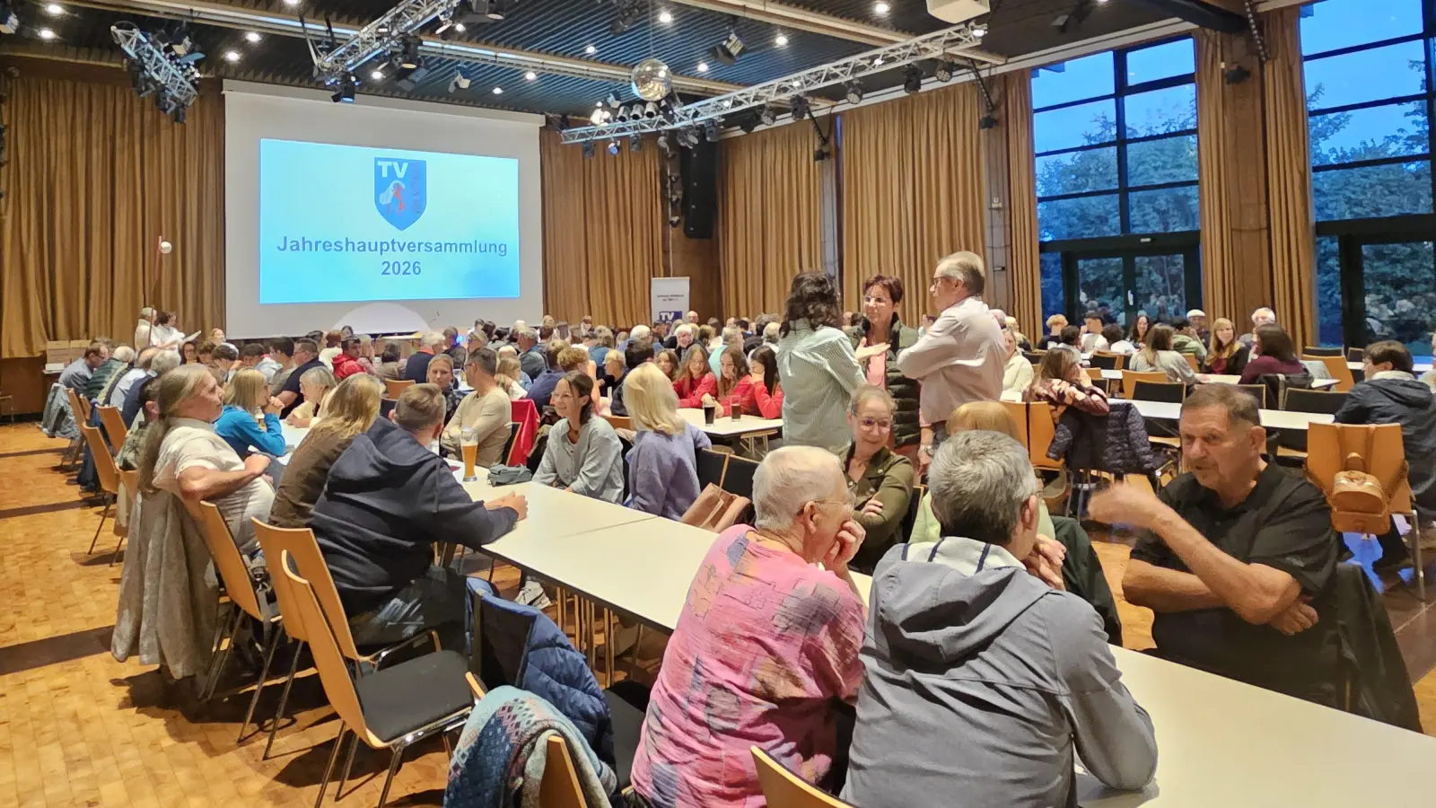 volle Stadthalle - Jahreshauptversammlung des TV Vohenstrauß 1864 e. V. (Bild: Gabriele Buchbinder)