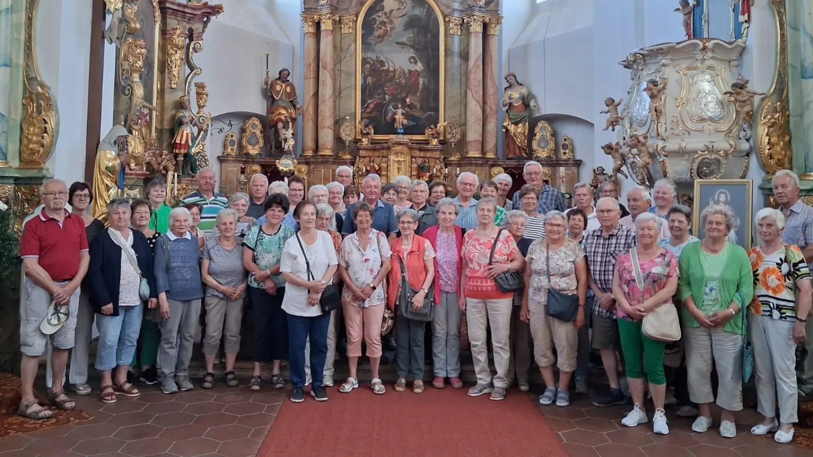 Das Bild zeigt die Seniorengruppe der Pfarreiengemeinschaft Teunz/Niedermurach. (Bild: Herbert Rösl)