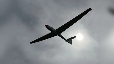 Alle FlugschülerInnen beginnen ihre Ausbildung im Schulungs-Doppelsitzer ASK 21<br> (Bild: Katrin Rogenhofer)