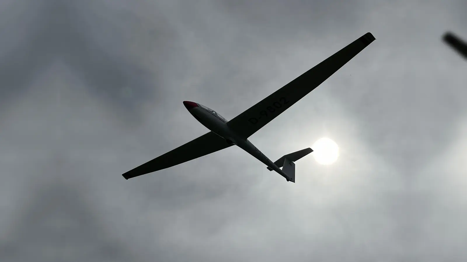 Alle FlugschülerInnen beginnen ihre Ausbildung im Schulungs-Doppelsitzer ASK 21<br> (Bild: Katrin Rogenhofer)