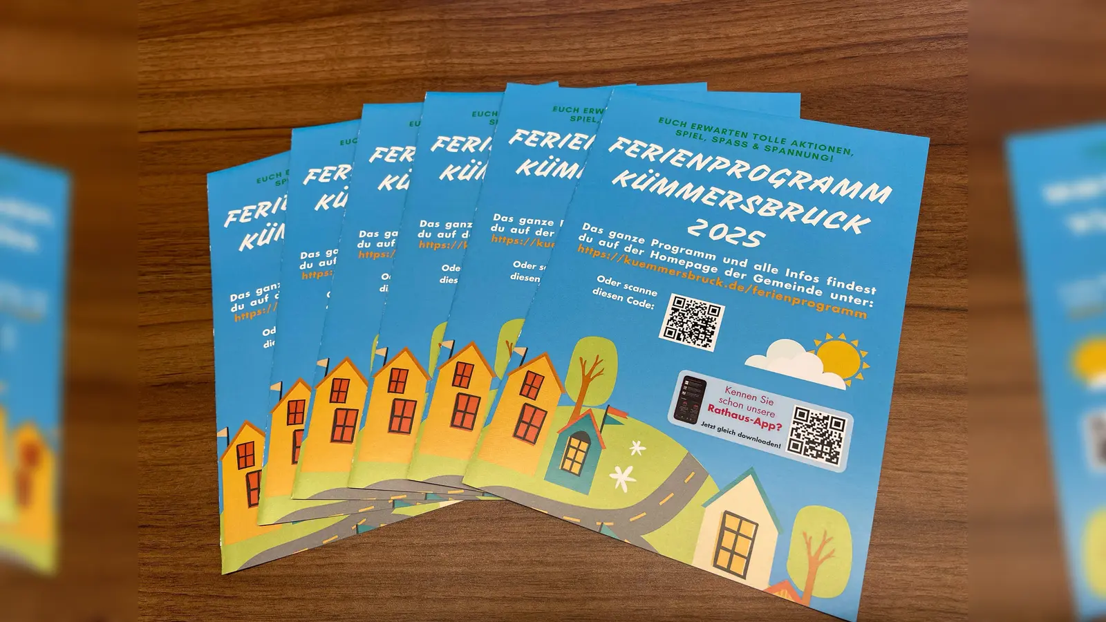 Das Kümmersbrucker Ferienprogramm liegt absofort im Rathaus aus. (Bild: Florian Schlegel )