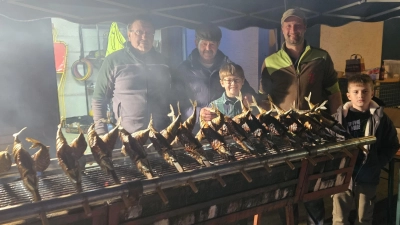 Von links: Josef Stock, Franz Salfer, Sohn Ferdinand und Papa Tobias Busch (Bild: Uwe Salfer)