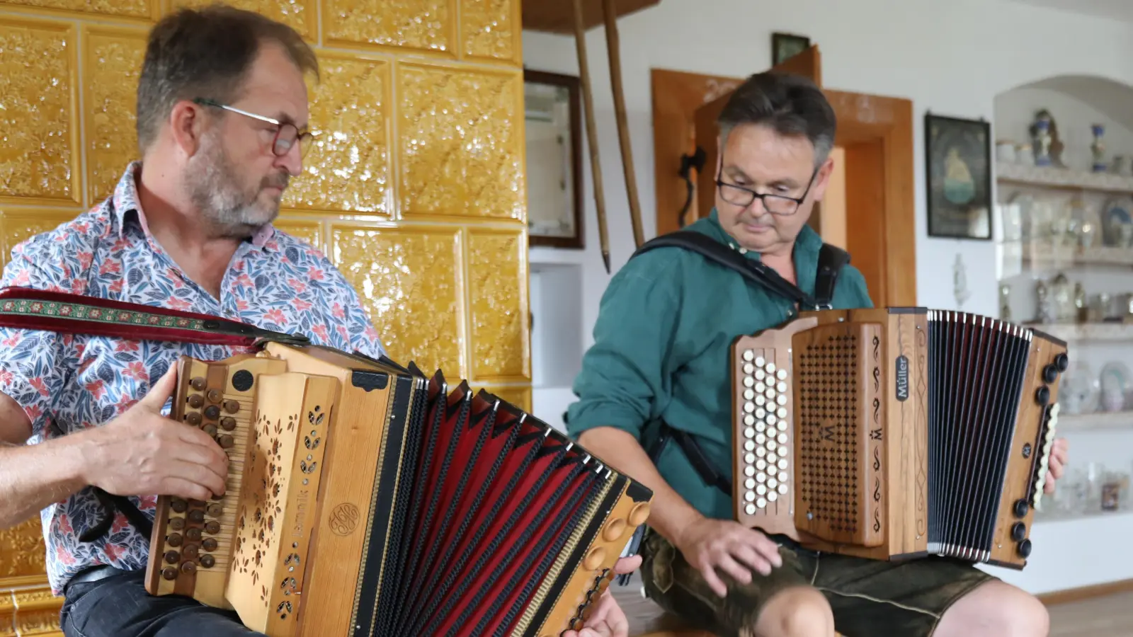 Musiker beim Harmonikatag im Freilandmuseum Oberpfalz. (Bild: Eva Gröninger)