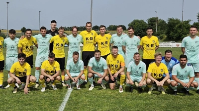 Bereits 2024 war der FC Amberg in Köfering zu Gast beim Sommerfest. (Bild: Anja Belmer)