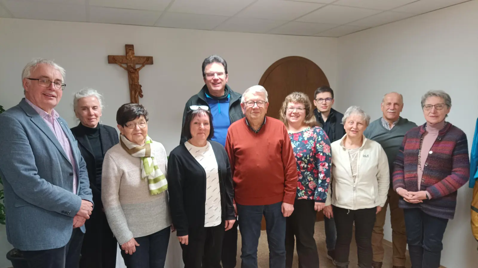 Unser Bild zeigt die neugewählte Vorstandschaft des Fördervereins für Kirchenmusik mit Hubert Reimer als 1. Vorsitzenden (Bildmitte). (Bild: Peter Scharnagl)