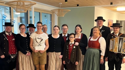 Gruppenfoto des Trachtenvereins. (Bild: Manfred Seitz)
