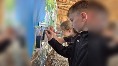 Wir entdecken den Wasserkreislauf. (Bild: Lisa Saradeth)