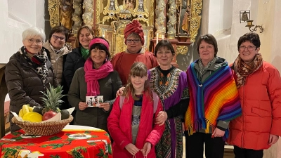Gottedienstteam von links: Marianne Hübner, Maria Seitz, Martina Diepold, Gabriele Scherl, Christine Walberer, Luise Rupprecht, Gabi Beer, Sieglinde Kroher, Elisabeth Nickl (Bild: Jasmin Kroher)