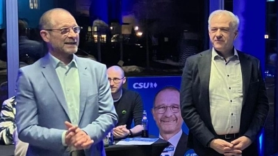 Bürgermeisterkandidat Harald Siegert und Landrat Roland Grillmeier. (Bild: Johannes Klinger)