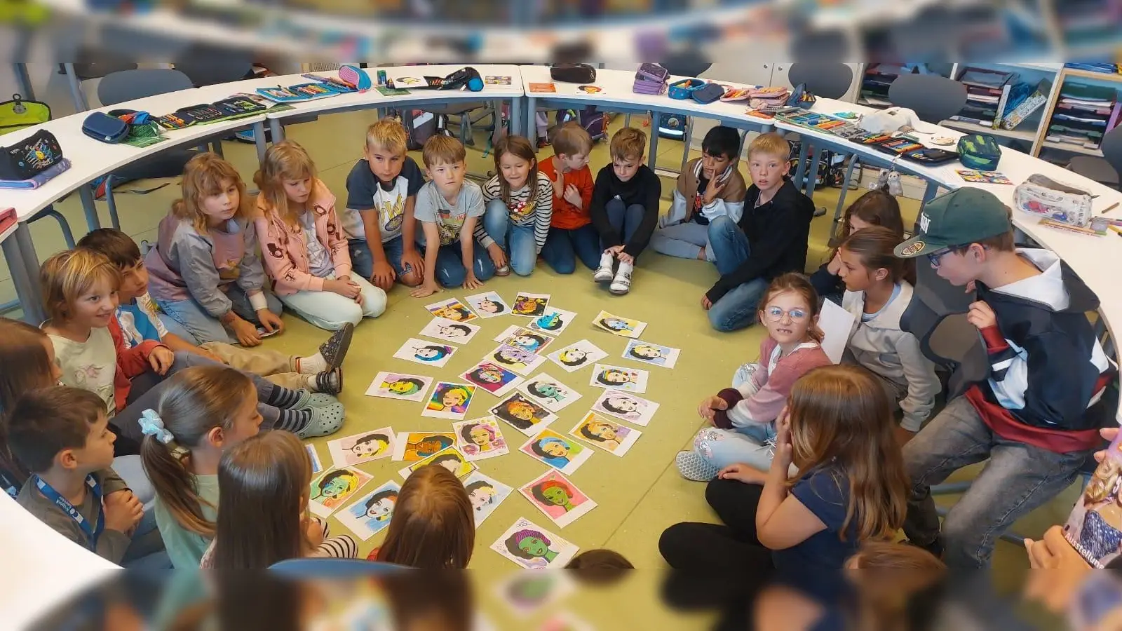 Bei dem Workshop beschäftigten sich die Grundschüler mit dem Pop Art-Künstler Andy Warhol. (Bild: Nicole Schuller)