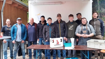 Von links nach rechts: Florian Maderer, Klaus Wisgickl, Peter Herrmann, Kevin Haas, Thomas Schmid, Jörg Herrmann, Hannes Herrmann, Bernd Schramm, Simon Heldrich, Dominik Herrmann. (Bild: René Rausch )