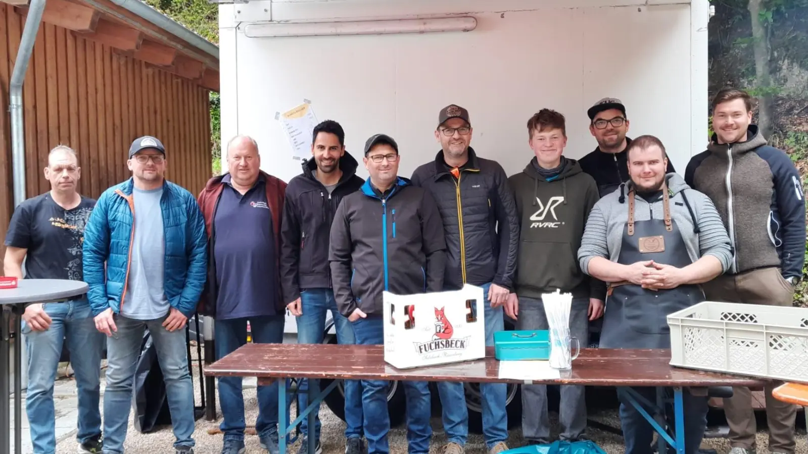 Von links nach rechts: Florian Maderer, Klaus Wisgickl, Peter Herrmann, Kevin Haas, Thomas Schmid, Jörg Herrmann, Hannes Herrmann, Bernd Schramm, Simon Heldrich, Dominik Herrmann. (Bild: René Rausch )
