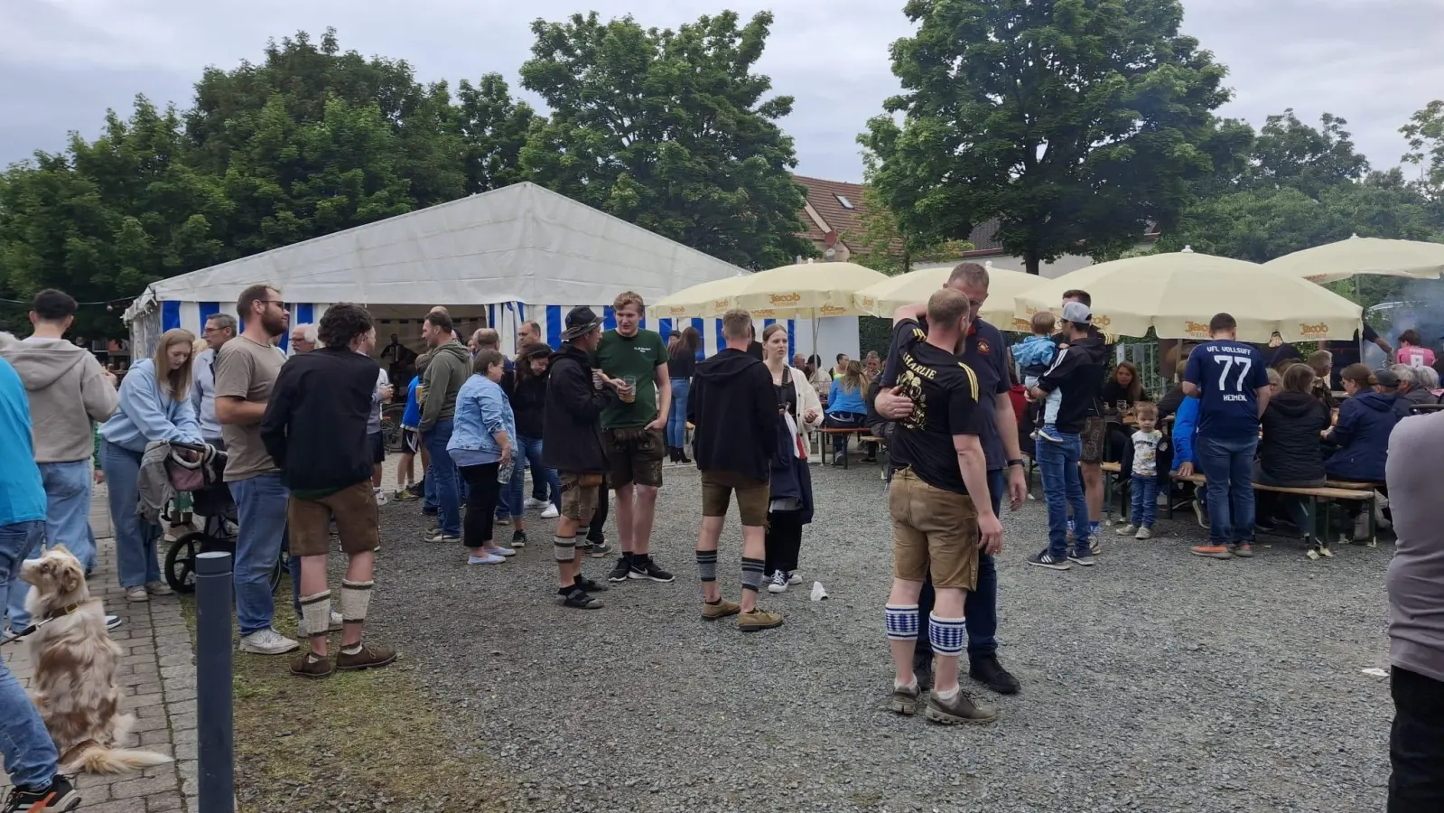 Dorffeststimmung. (Bild: Manuela Kellermann )