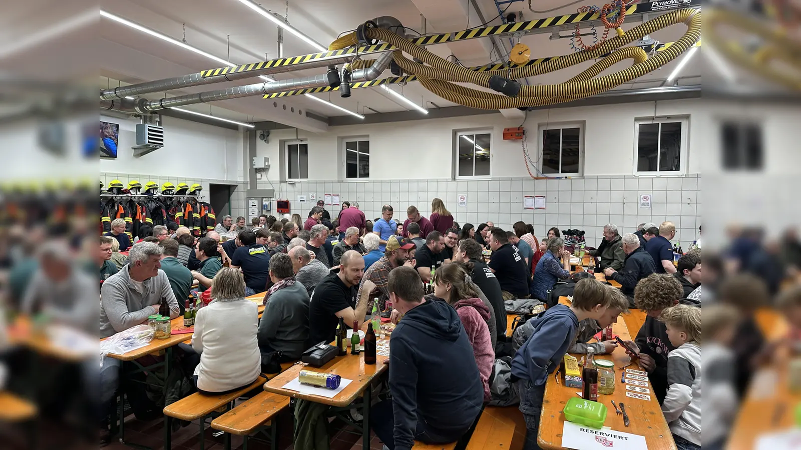 Das dritte Mal findet bereits der Taubenmarkt bei der Feuerwehr Haselmühl statt.  (Bild: Florian Schlegel)