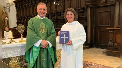 Gemeindereferentin Gabriele Papp und Stadtpfarrer Markus Brunner von der Pfarrei St. Georg Amberg (Bild: Sabine Weiß)