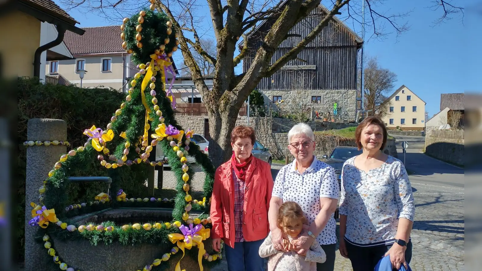 Osterbrunnen 2025 (Bild: Uwe Wang)