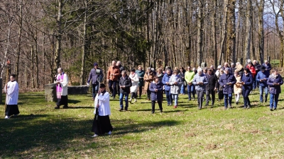 Kreuzweg am Freialtar am Fahrenberg (Bild: Franz Völkl )