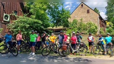 Auf den Touren des ADFC gibt es stets gute Stimmung und natürlich immer eine Einkehr.  (Bild: Michael Meier)