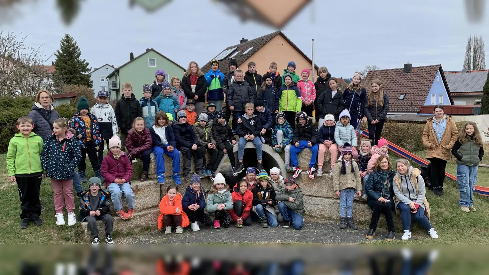 Beim gemeinsamen Spielen (Bild: Sabine Graser)