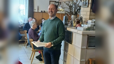 Bürgermeister Hans Ram zog Bilanz über seine Amtszeit und stellte die Vorhaben für die Zukunft vor. (Bild: Michael Rabenhofer)