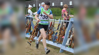 Kerstin Schmidt kommt zum Schießen (Bild: Herta Zeiler)