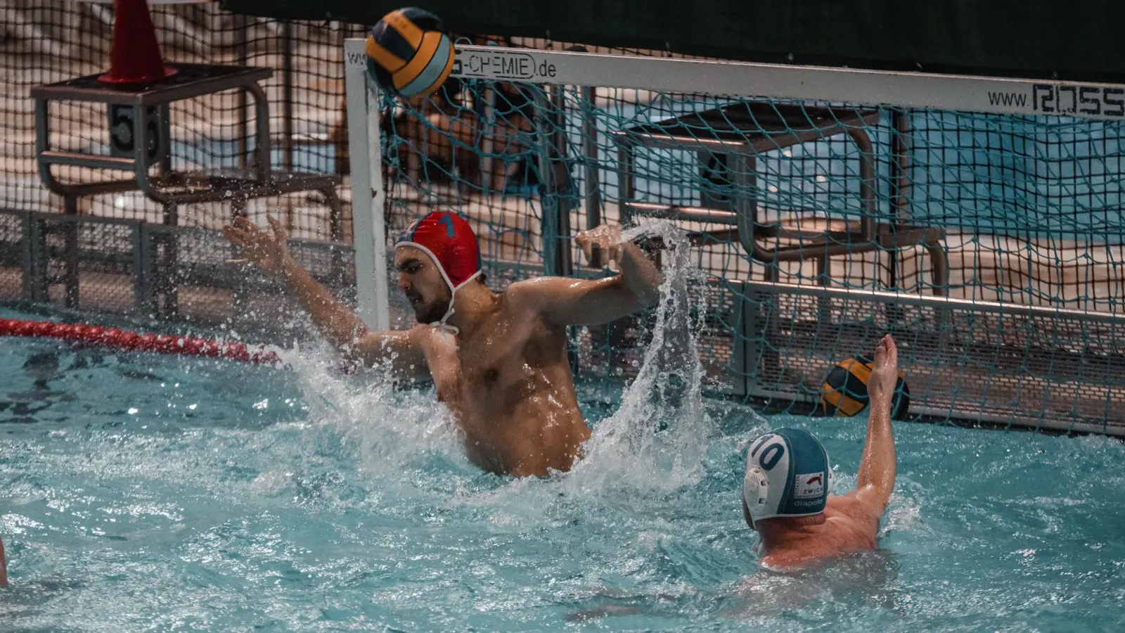 Andrii Lobodynskyi bei der Parade (Bild: Christina Rathgeber)