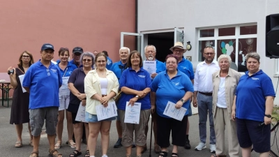 Ehrungen für 20; 25; 30 und 35 Jahre aktives Musizieren  (Bild: Carola Ringholz)