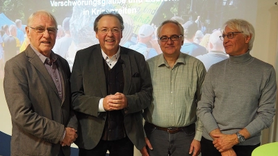 von links: Tutzing-Sprecher Dr. Ehrenfried Lachmann, Referent Dr. Matthias Pöhlmann, VHS-Bereichsleiter Harald Krämer und Matthias Langer vom Vorstand GCJZ (Bild: Siegfried Bühner)