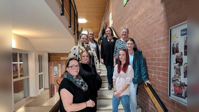 Der neu gewählte Elternbeirat der Mittelschule Mitterteich (Bild: Patrick Jacobi)