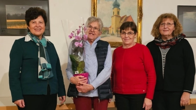 Angela Bodensteiner, Monika Krug, Schatzmeisterin Angelika Ertl und Schriftführerin Elisabeth Bojer (v.l.) (Bild: Inge Wolfrath)