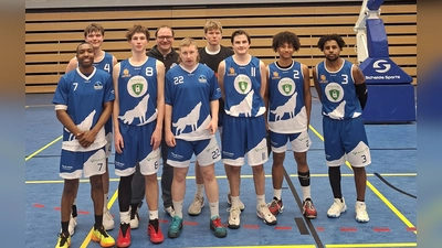 Die Siegreiche Mannschaft nach dem Spiel (Bild: Michael Kreutzmeier)