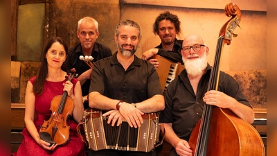 Fracanapa Tango Quintet klein (Bild: Tommi Riedel)