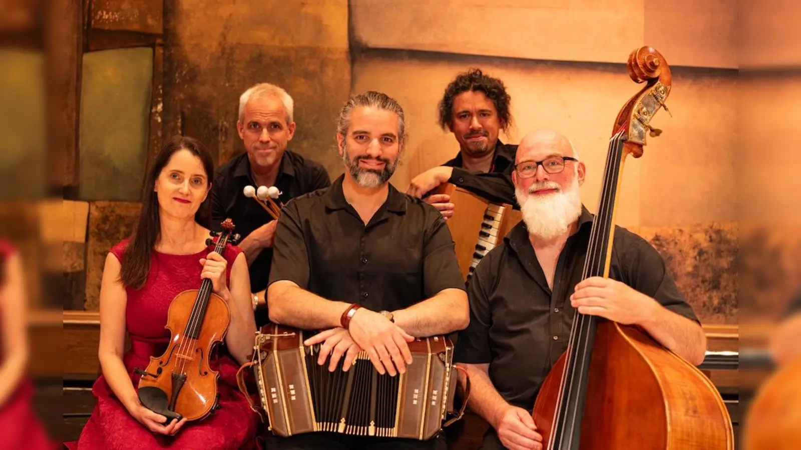 Fracanapa Tango Quintet klein (Bild: Tommi Riedel)