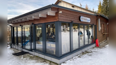 Das gläserne Witron-Stüberl auf der Silberhütte. (Bild: Manfred Gleißner)