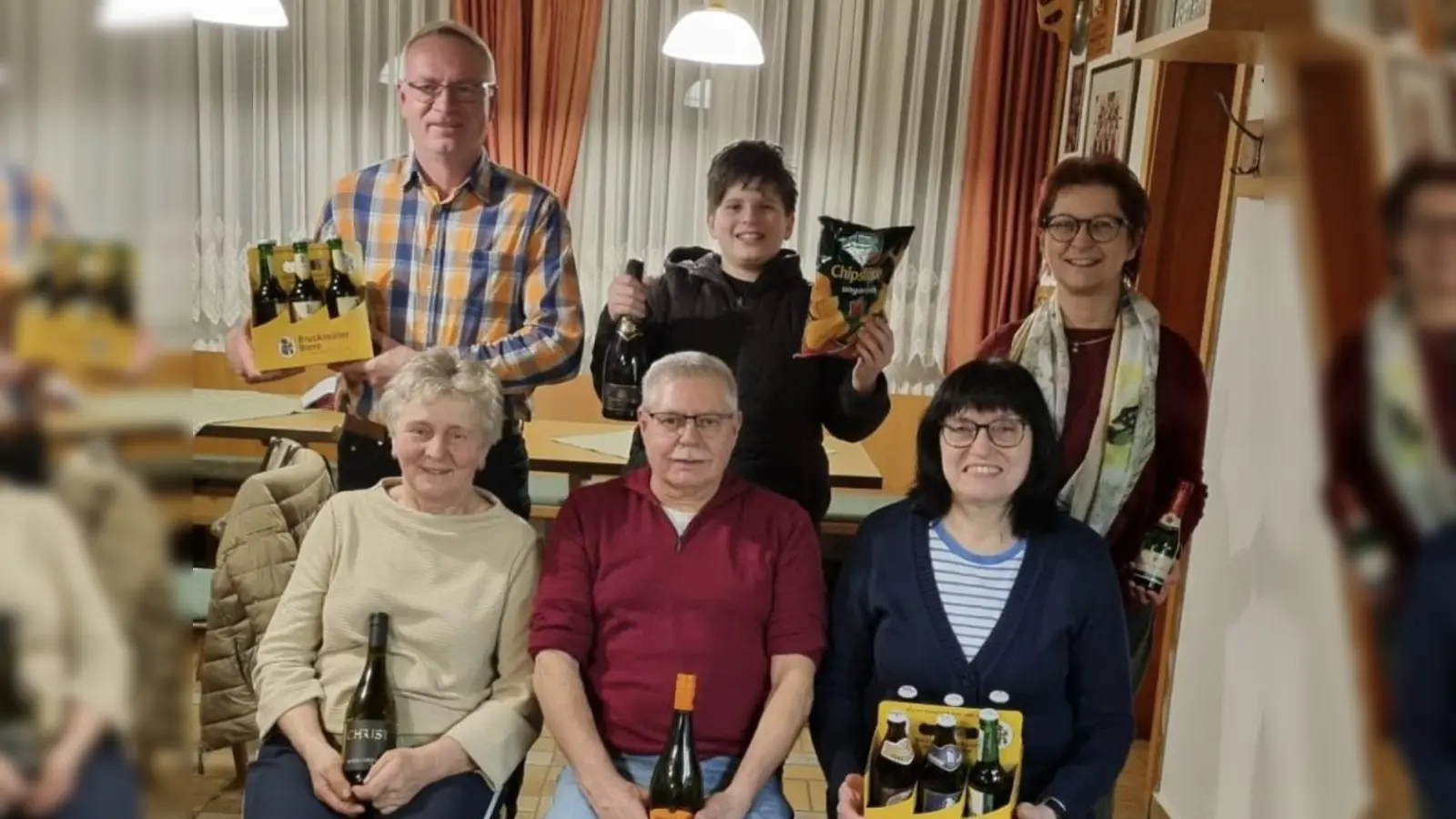 Gewinner Neujahrsschießen 2026: Christian Schwirzer sen., Annemarie Müller, Winfried Rauscher, Elias Siegert, Edith Prösl, Annette Rauscher. (Bild: Inge Siegert)
