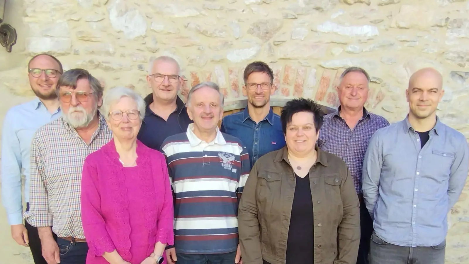 Im Bild von links nach rechts: Ortsvereinsvorsitzender Markus Wenisch, Johann Kreuzer, Anni Kreuzer, SPD-Kreisvorsitzender Uli Roth, Herbert Neumann, Wolfgang Pötzl, Sonja Zimmermann, Edgar Wenisch, Alexander Martin (Bild: Wolfgang Pötzl)