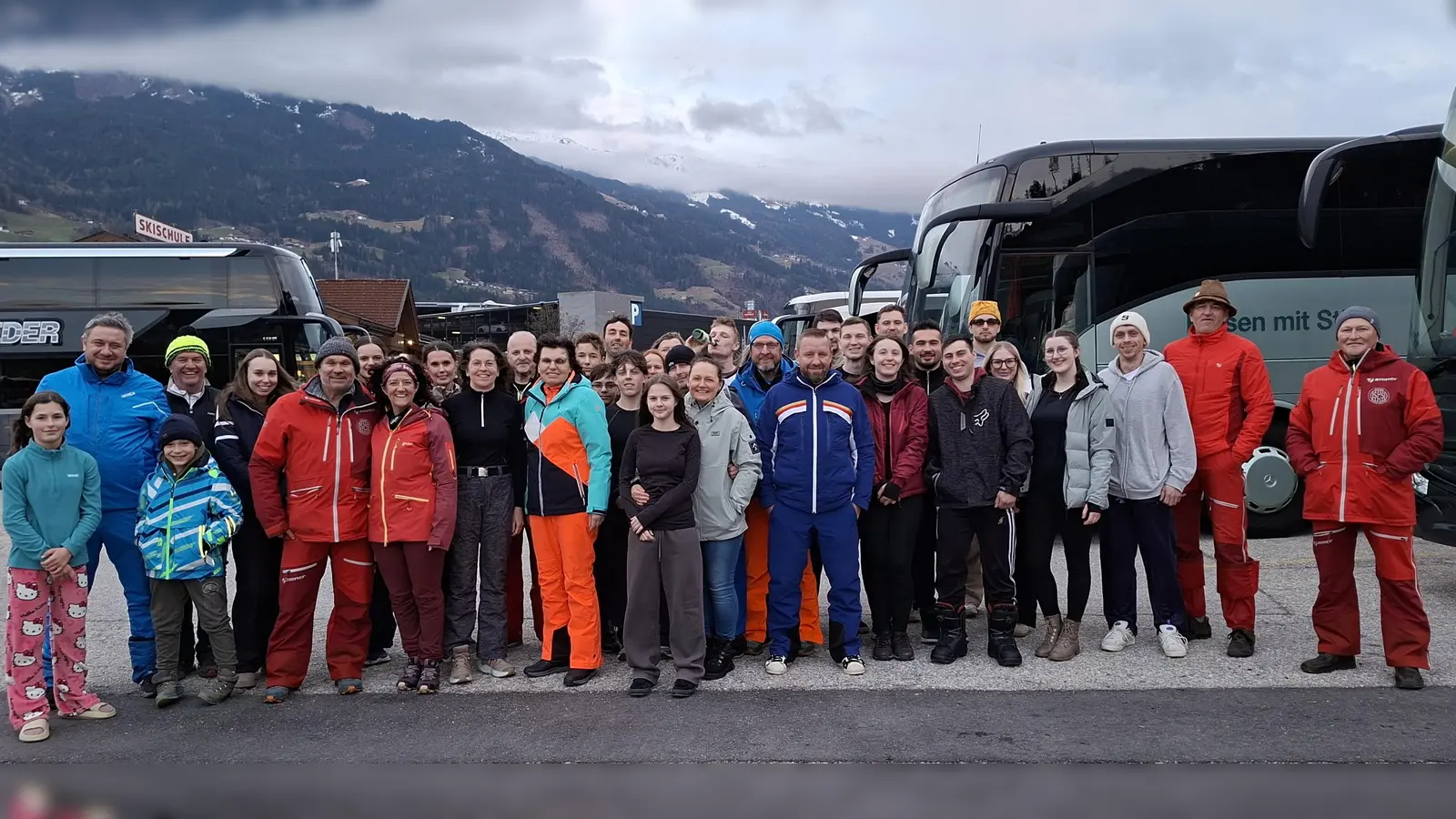 Bei Sonne und perfekten Pistenbedingungen konnten die Ski- und Snowboardfahrer einen wunderschönen Skitag genießen. (Bild: Hans Hauser)