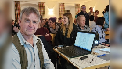 Vortragsredner und Heimatliebhaber Richard Reger (Bild: Gabriele Buchbinder)