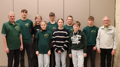 Nicht nur stark an der Königsproklamation vertreten - auch jede Woche beim Training: unsere Schützenjugend. (Bild: Elke Stadter)