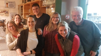 Viel Spaß bei der Bewirtung hatte das Team des SPD Ortsvereins (Bild: Robert Lindner)