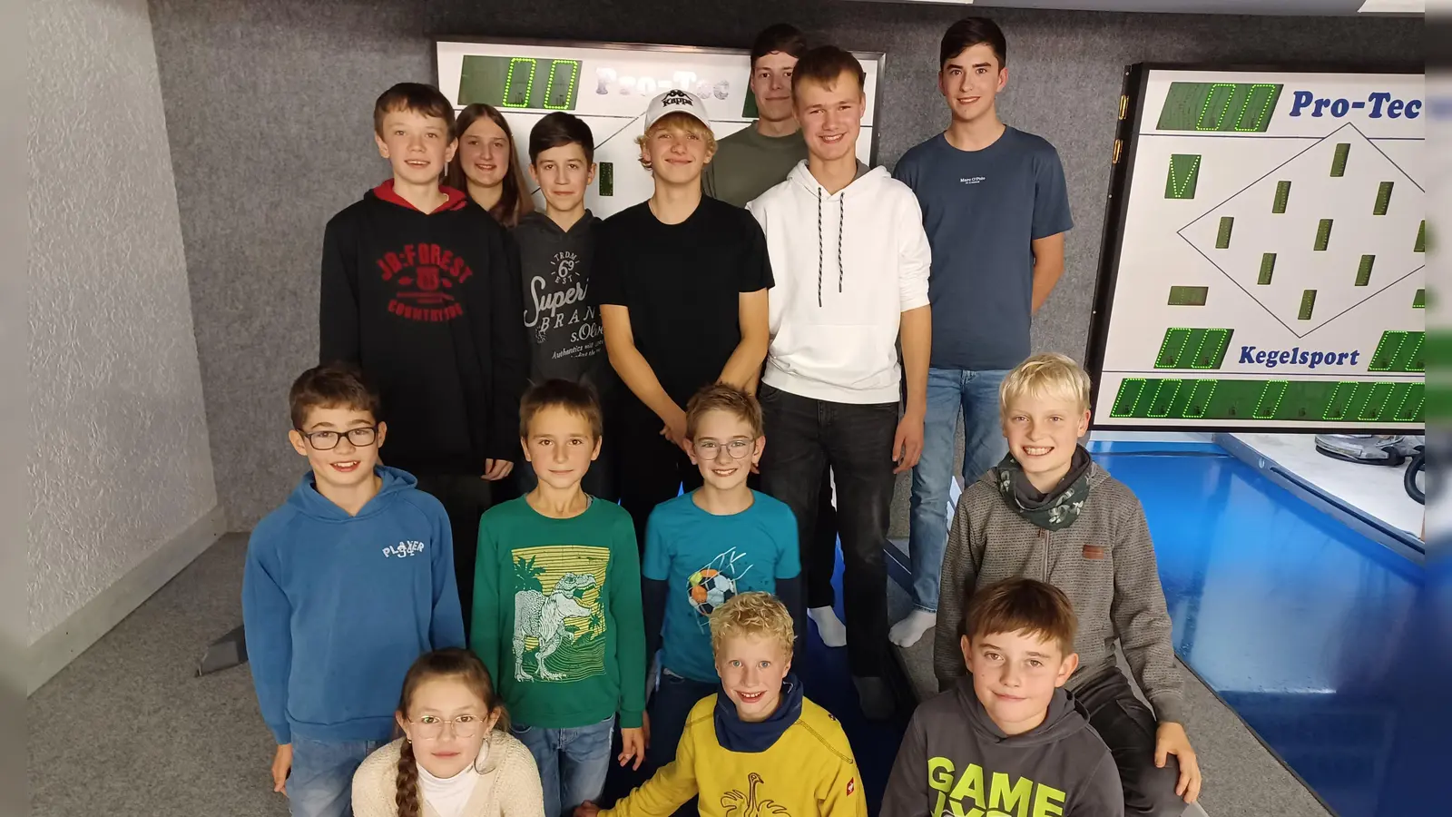 Die Ministranten der Pfarrei Wondreb freuten sich über die Spende. (Bild: Markus Siller)