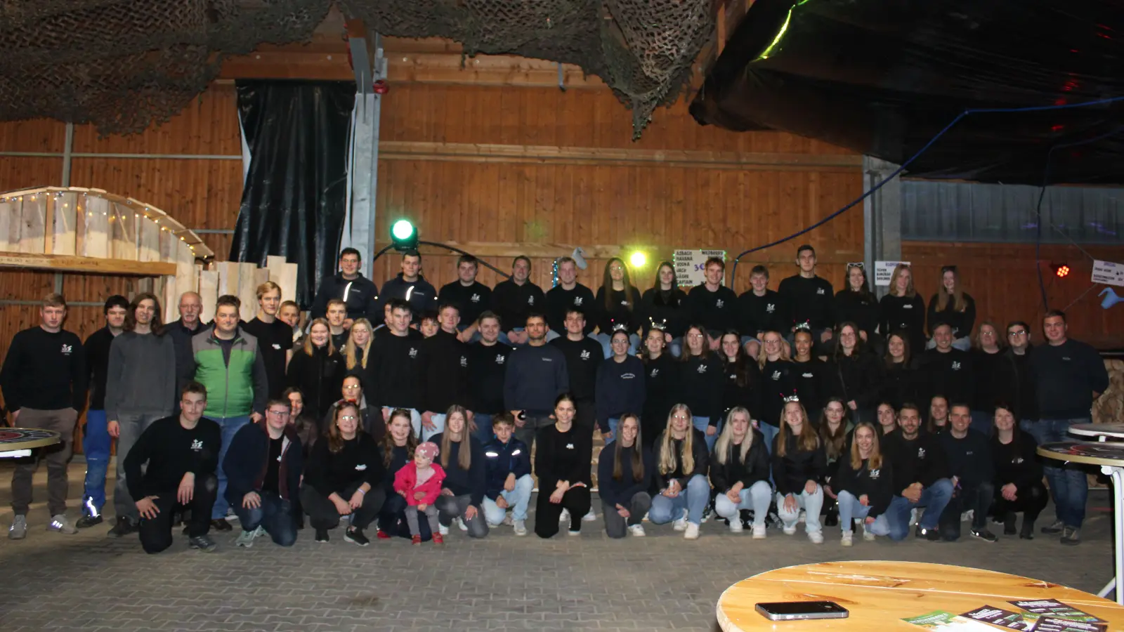 Helferteam der KLJB Dieterskirchen und Booocha Hüttn. (Bild: Anna Forster)