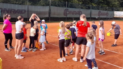 Kennenlernspiele (Bild: Anja Schertl)