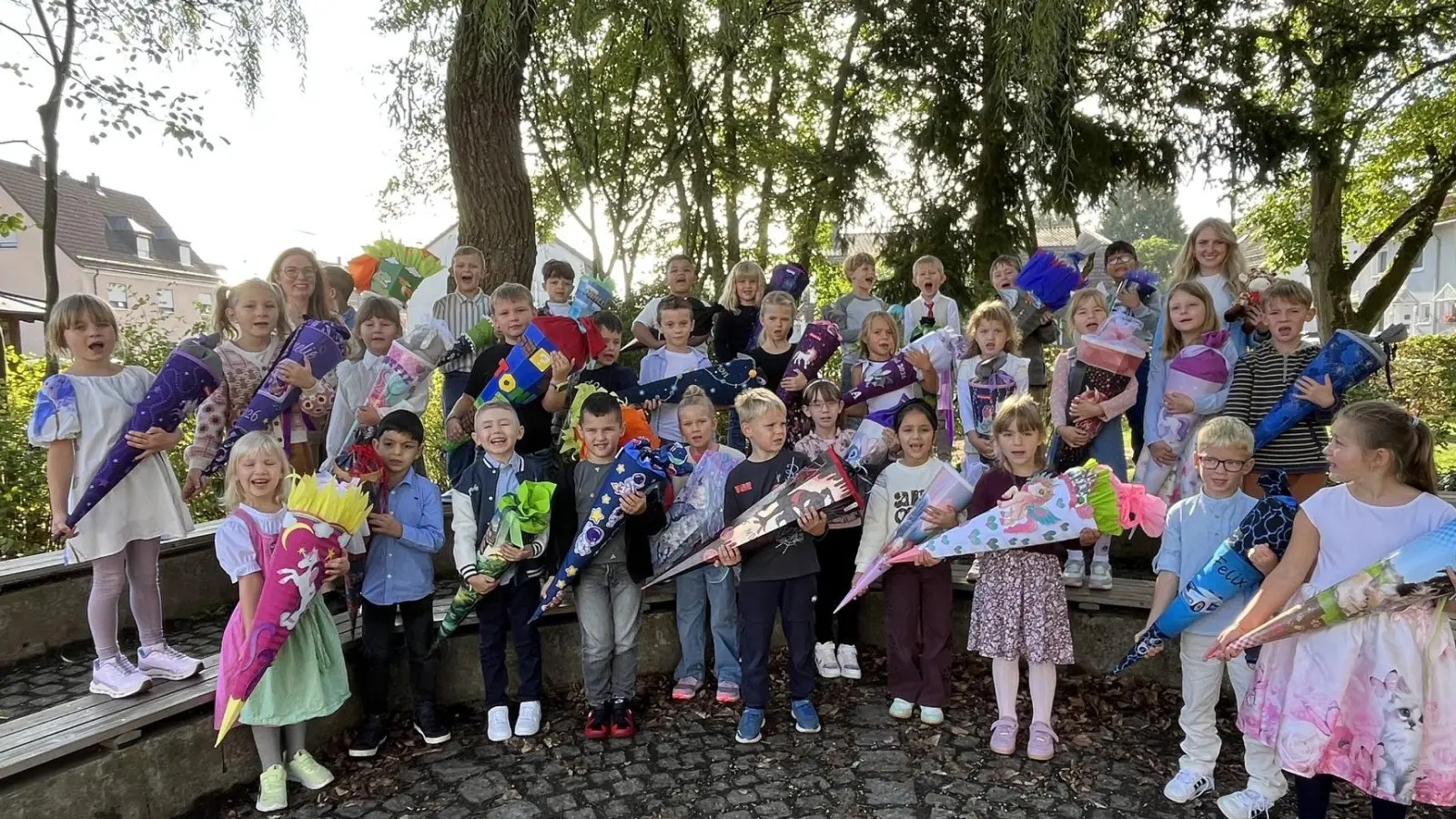 Schulanfänger der Hammerweg-Grundschule. (Bild: Susanne Nied)