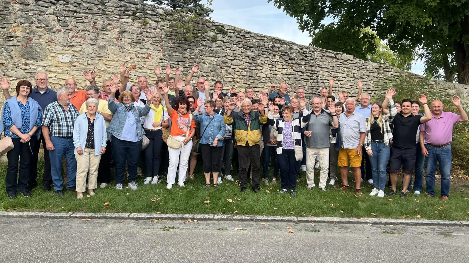 Glücklich, zufrieden und ein wenig schlauer kehrten alle von der Reise mit der Gemeinde zurück.  (Bild: Marianne Moosburger )