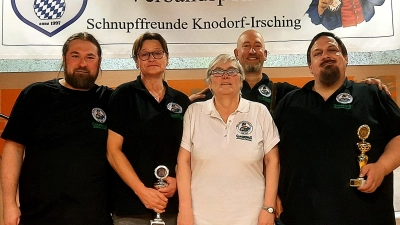 Beim Deutschen Verbandspokal gingen auch die Schnupferinnen und Schnupfer aus Latsch an den Start. Von links: Fabian Panzer, Bettina Ochs, Karola Meier, Martin Reindl und Andreas Straka. (Bild: Günther Magerl)
