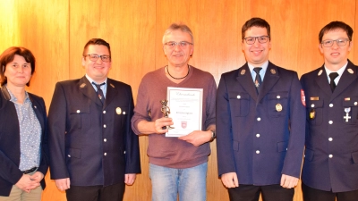 von links. Doris Lehnerer, Daniel Kederer, Konrad Hüttner, Andreas Winter und KBM Norbert Sperber  (Bild: Heidi Kurz)